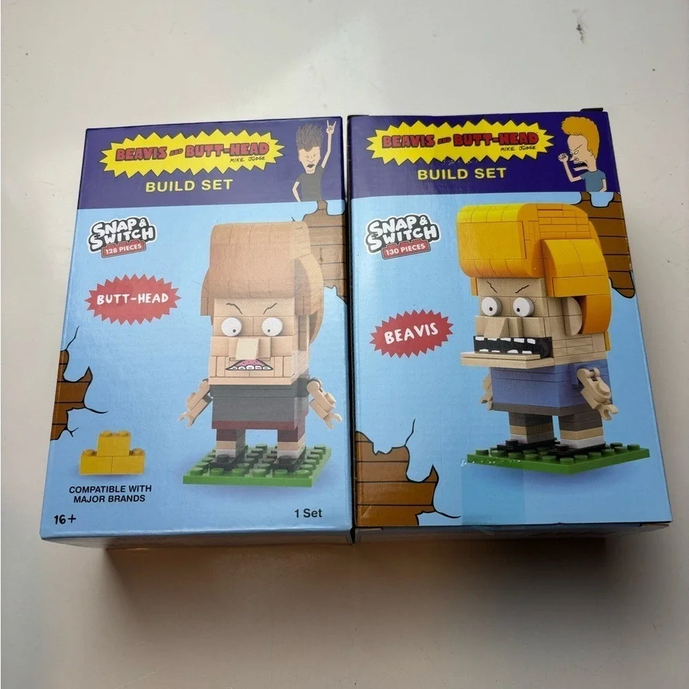 Snap & Switch Beavis and Butt-head build sets‎